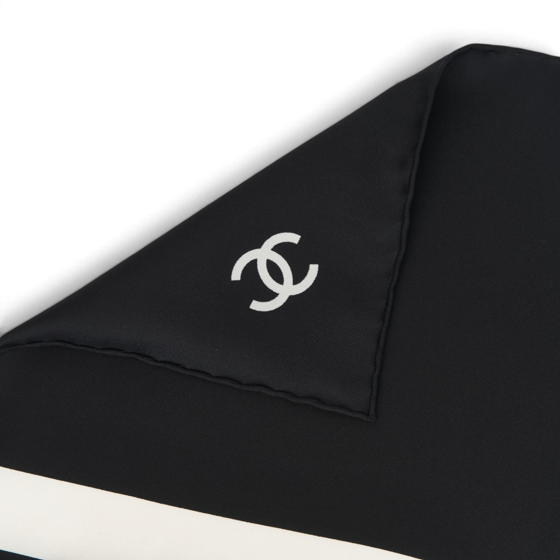 샤넬 스퀘어 스카프 실크 트윌 & 에크루 블랙(Chanel Square Scarf Silk Twill & Ecru Black) - 3