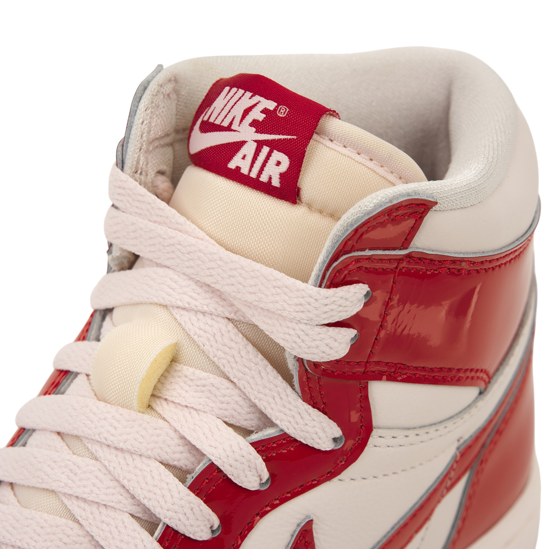 (W) 조던 1 레트로 하이 OG 유니버시티 레드 메탈릭 실버((W) Jordan 1 Retro High OG University Red Metallic Silver) - 7