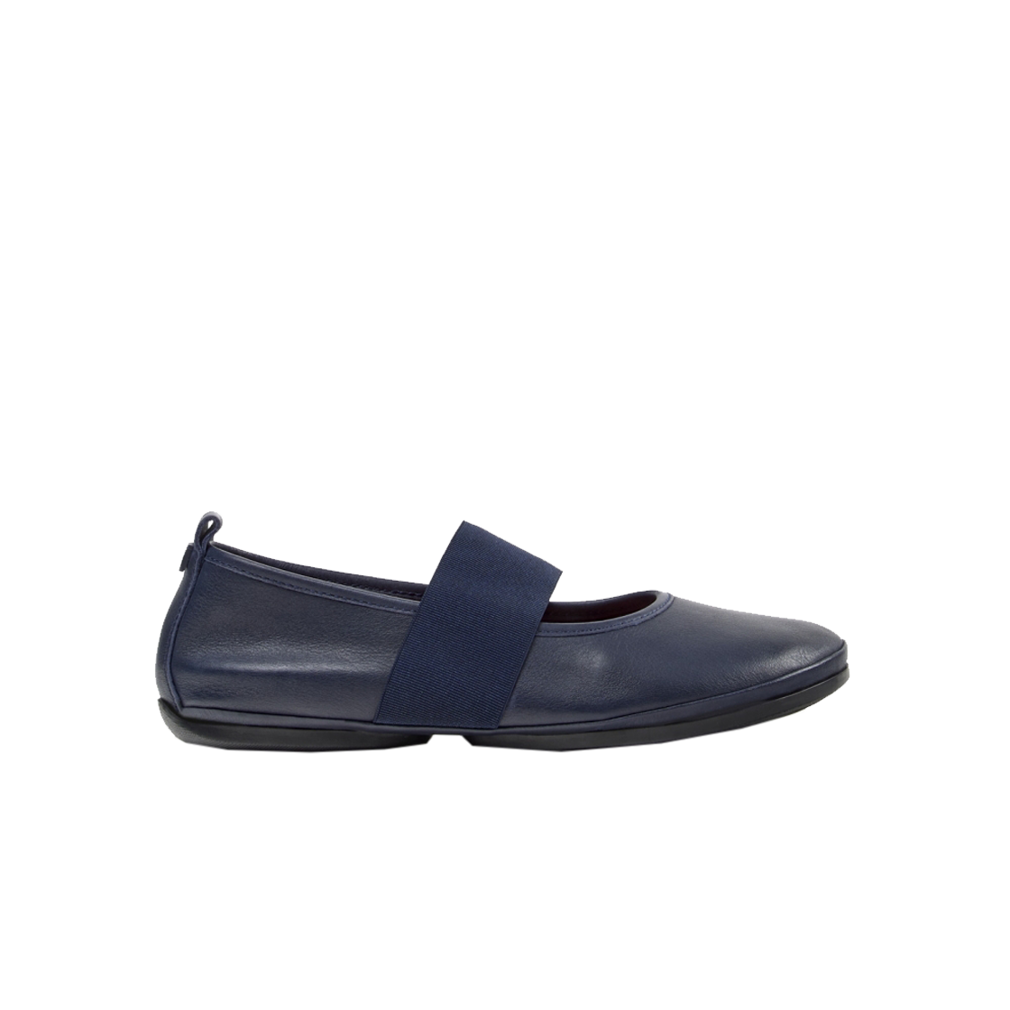 K201980-002 Camper Woman Right Nina Flat Navy