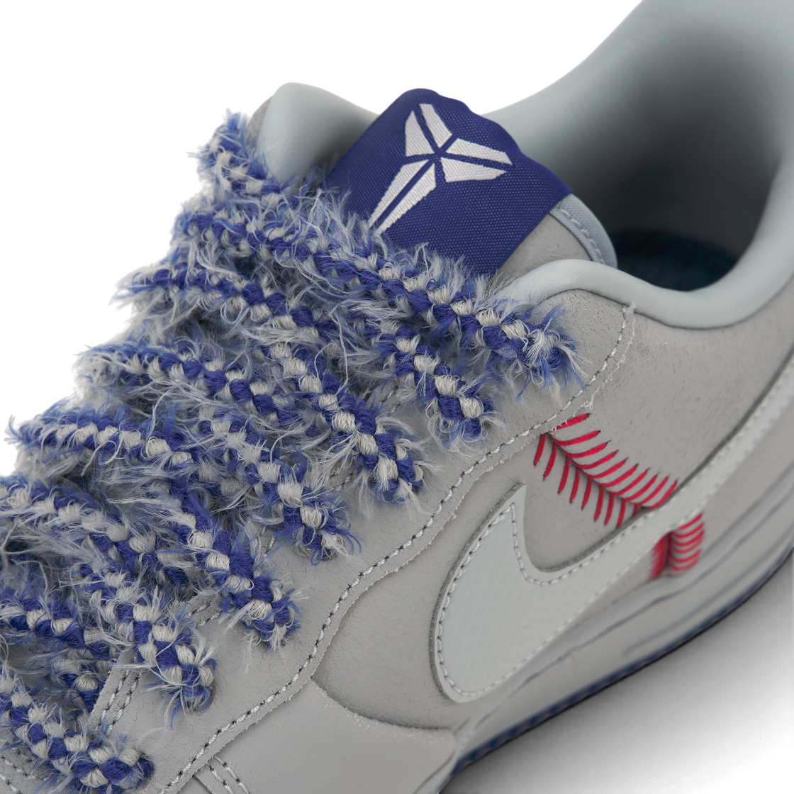 나이키 x 코비 브라이언트 에어포스 1 로우 프로트로 울프 그레이 앤 러쉬 블루(Nike x Kobe Bryant Air Force 1 Low Protro Wolf Grey and Rush Blue) - 7