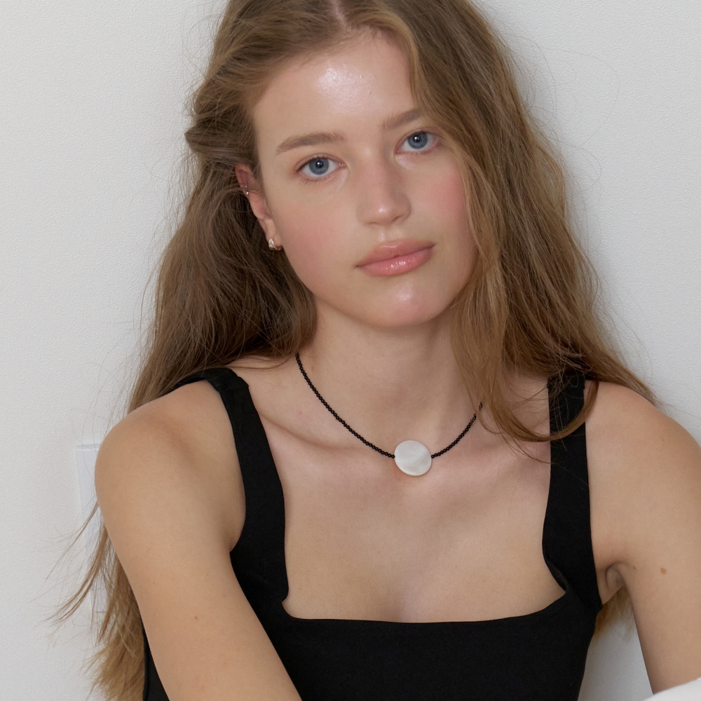 러브미몬스터 달 진주 오닉스 목걸이 블랙(lovememonster Moon Pearl Onyx Necklace BLACK) - 3