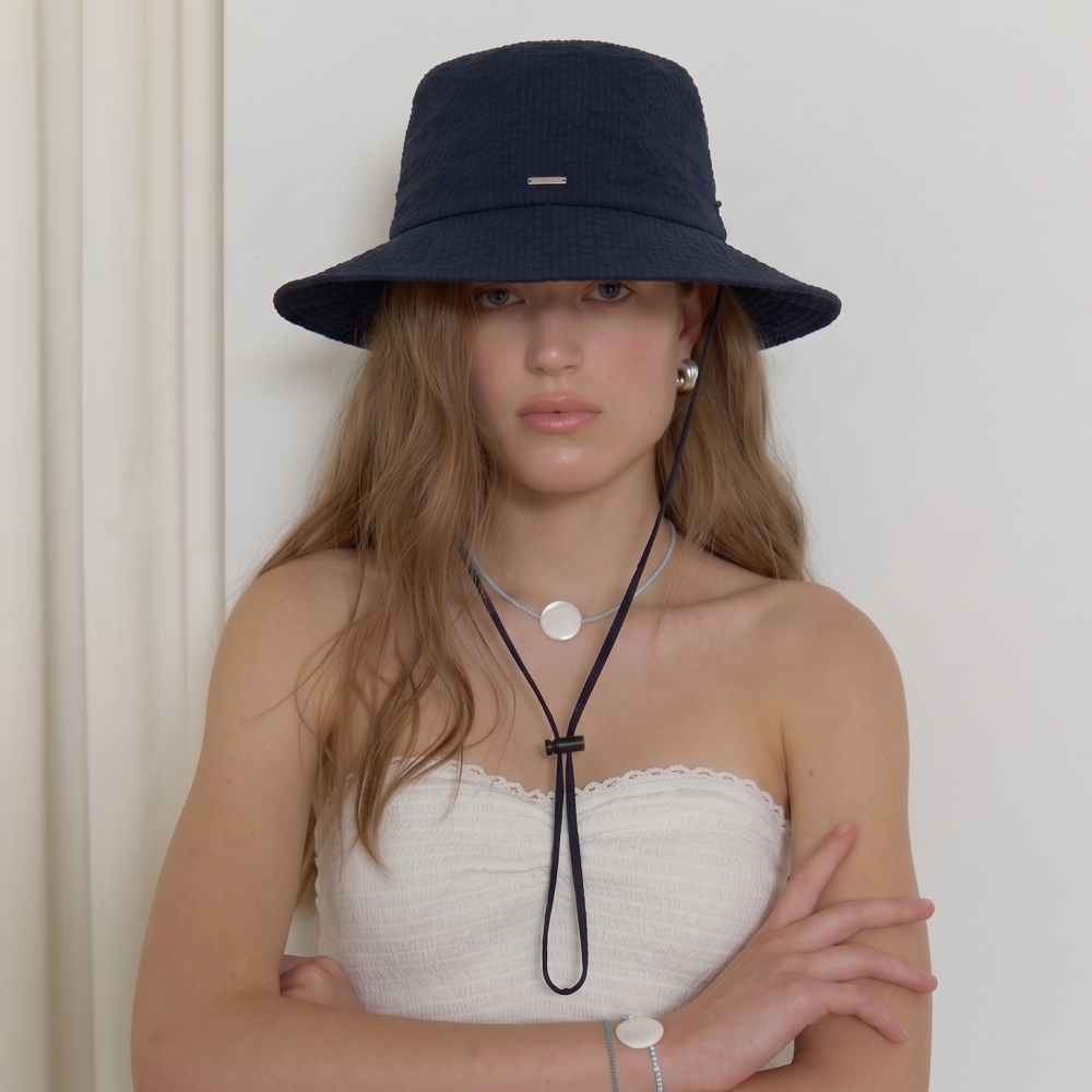 러브미몬스터 레이크 시어서커 버킷햇 네이비(lovememonster Lake Seer Sucker Bucket Hat NAVY) - 2