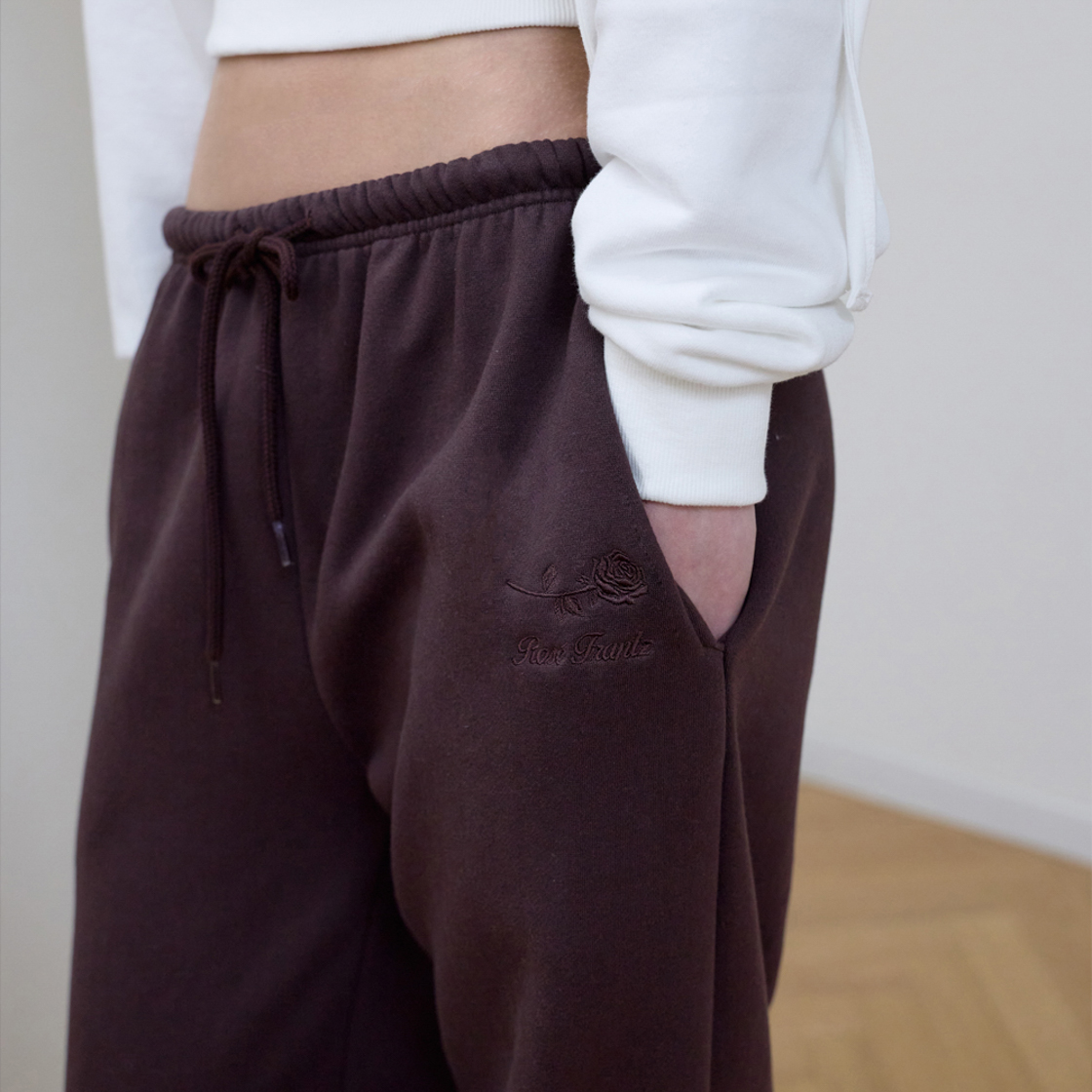 로제프란츠 로즈 자수 와이드 스웨트팬츠 [브라운](Rosefrantz Rose Embroidery Wide Sweatpants [Brown]) - 2