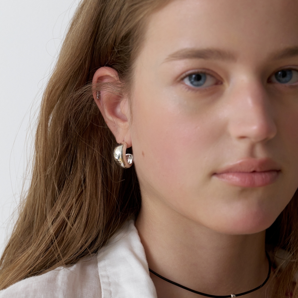 러브미몬스터 볼드 러프 귀걸이 실버(lovememonster Bold Rough Earrings SILVER) - 2