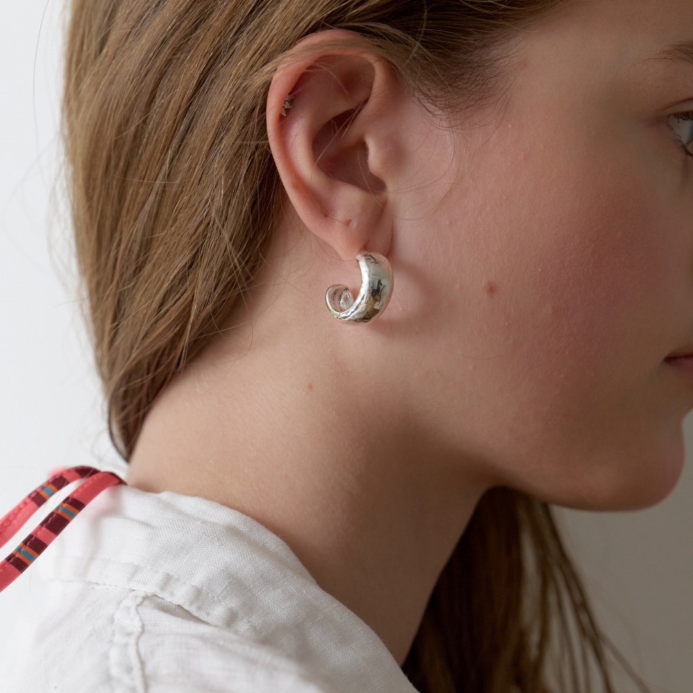 러브미몬스터 볼드 러프 귀걸이 실버(lovememonster Bold Rough Earrings SILVER) - 4