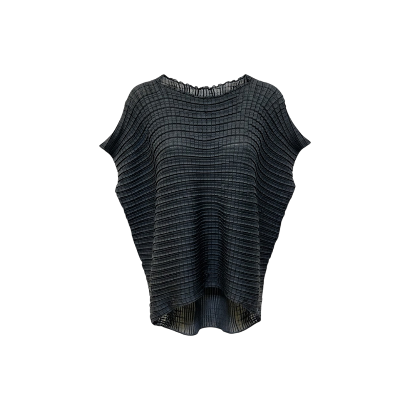 ITR5QT5RJUJS Issey Miyake Black Waffle Pleats Top