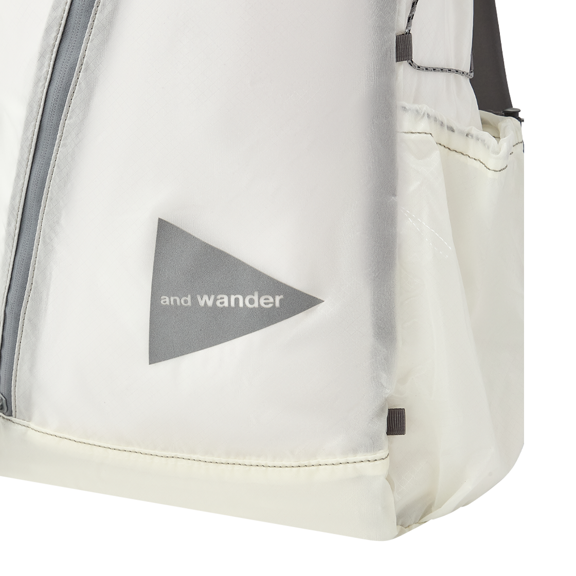 앤드 원더 133 실 데이팩 화이트 - 26FW(And Wander 133 Sil Daypack White - 26FW) - 5