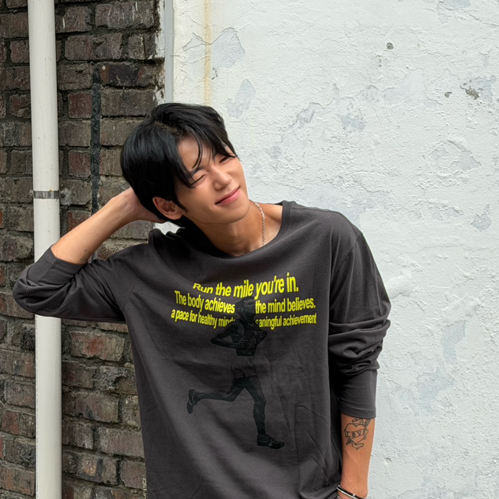 아모우 런 더 마일 롱슬리브 챠콜 그레이(AMOU Run The Mile Long Sleeve Chacoal Gray) - 4