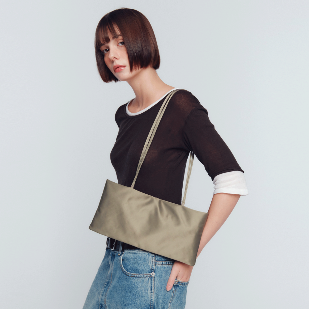 하아카아이브 실키 이스트 숄더백 올리브 그레이(Hah Archiv Silky East Shoulder Bag Olive Grey) - 3