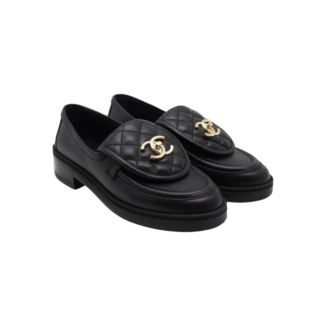 ITCOWBKU3AWC Chanel Turnlock Loafers
