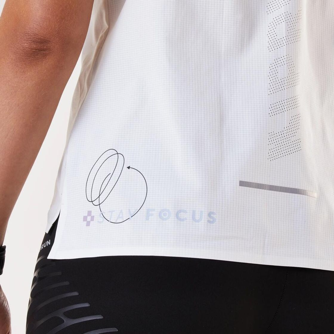데카트론 여성 러닝 경량 싱글렛 런 라이트 900 내추럴 화이트(Decathlon Women's Running Lightweight Singlet Run Light 900 Natural White) - 10