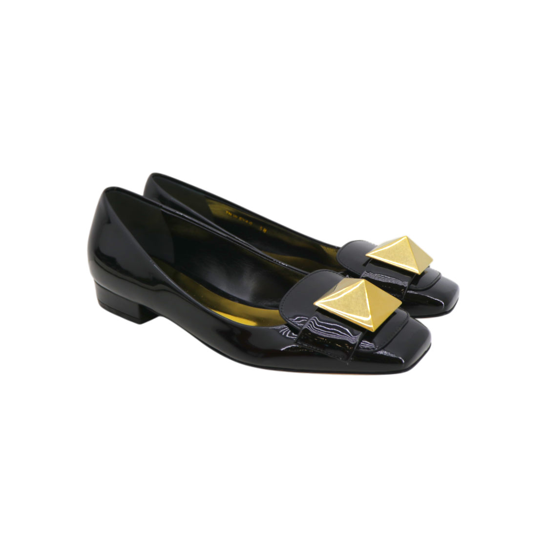 IT9E7O876C6W Valentino One Stud Ballet Flats