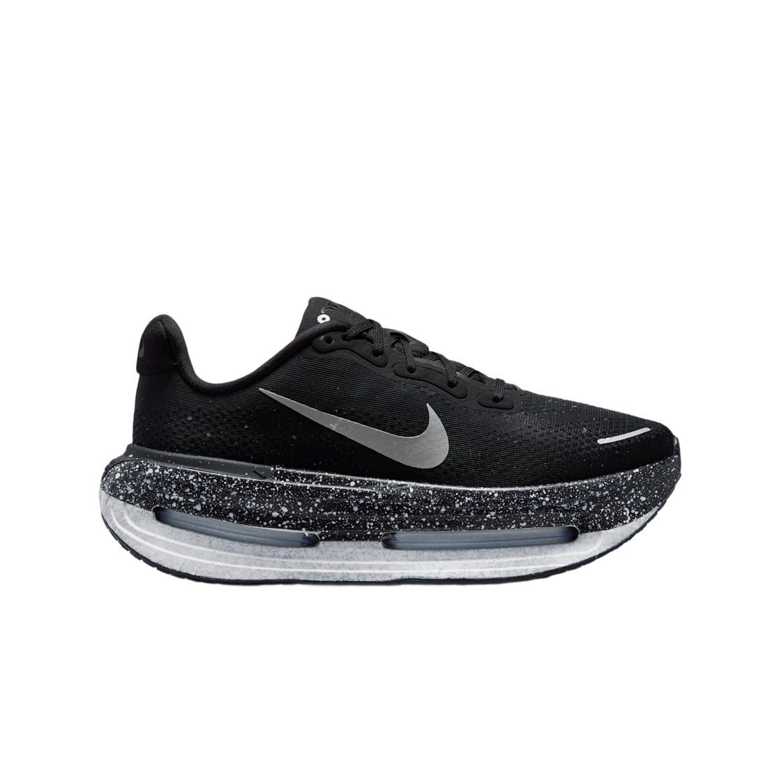 IU2827-001 (W) Nike Vomero Premium Black and White
