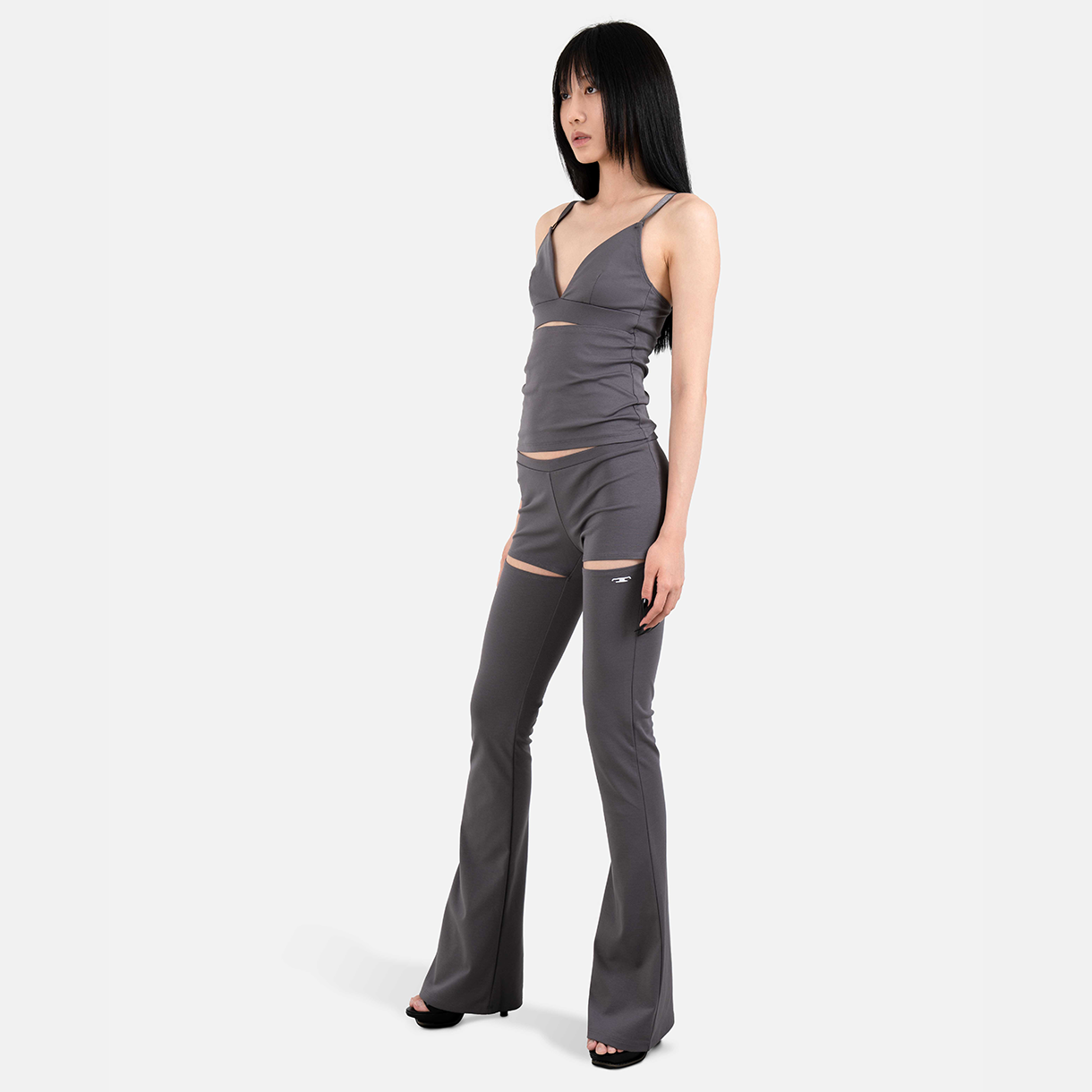 트루엘 앞트임 부츠컷 바지 그레이(Trooel Front Slit Flared Pants Gray) - 4