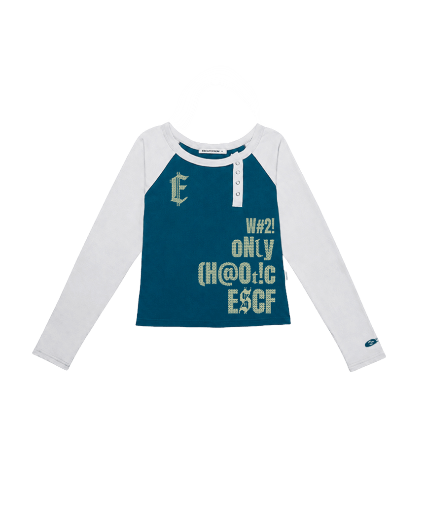 이스케이프프롬 ESCF 픽셀 타이포 프린트 사이드 스냅 롱슬리브 틸블루(Escapefrom ESCF Pixel Typo Print Side Snap Long Sleeve Teal Blue)