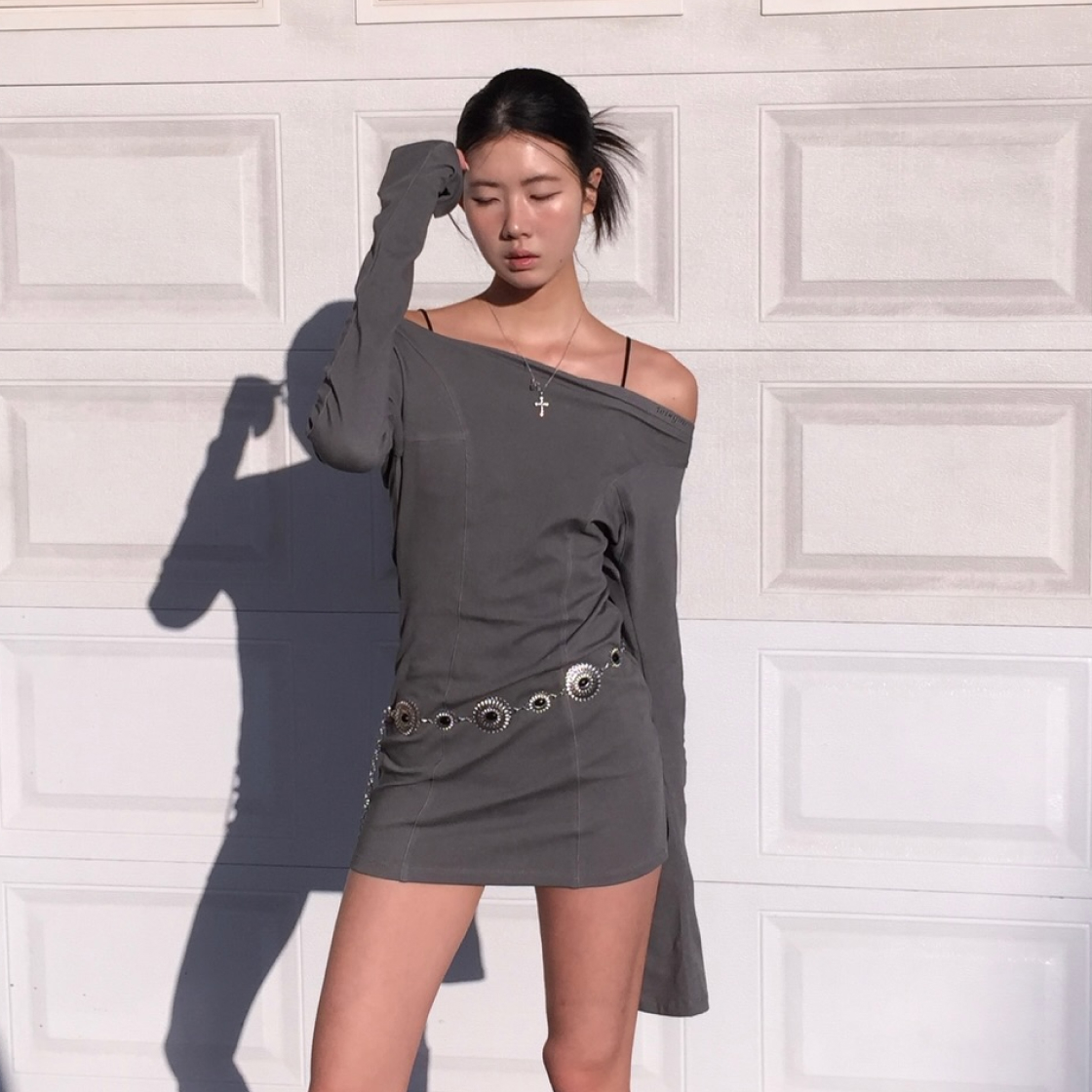 LOTSYOU_Megan Fox Dress CHARCOAL(Megan Fox Dress CHARCOAL) - 4