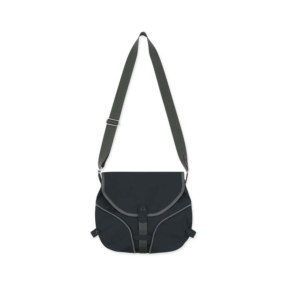 SL263WBAMB01NA [5% 적립] sunlovetour Tourer Shoulder Bag Navy