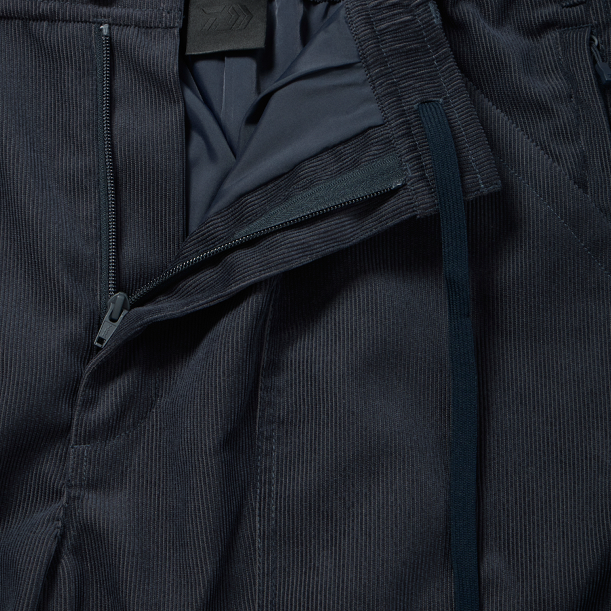 다이와 피어39 테크 메카닉스 팬츠 코듀로이 다크 네이비 - 26FW(DAIWA PIER39 Tech Mechanics Pants Corduroy Dark Navy - 26FW) - 4
