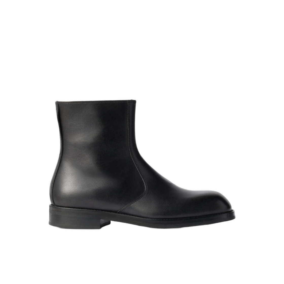 FO0236-LL0106-999 Lemaire Zipped Ankle Boots in Shiny Leather Black
