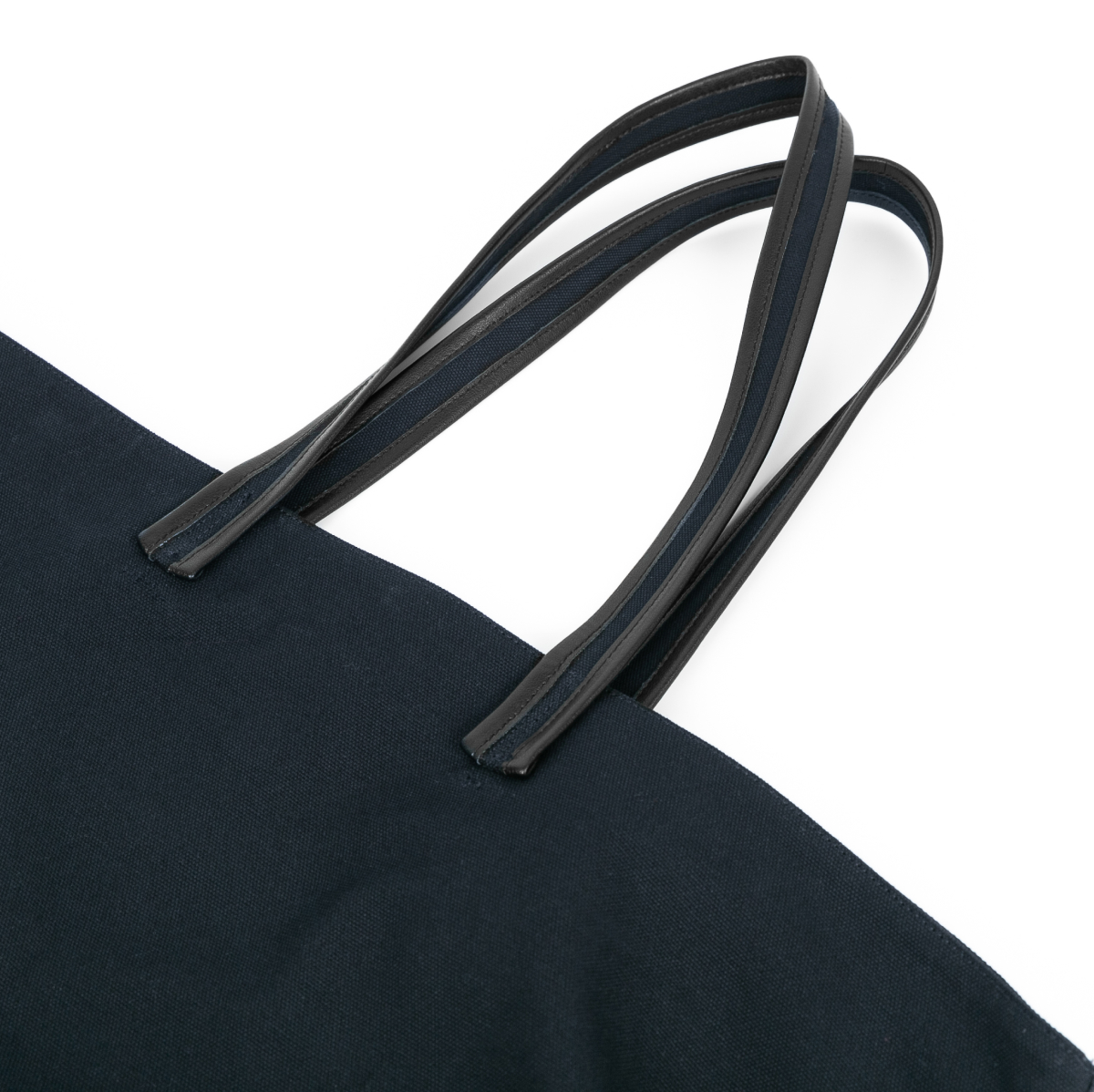 마지언타이틀 로브토트 네이비(MAZIUNTITLED Rove Tote Navy) - 3