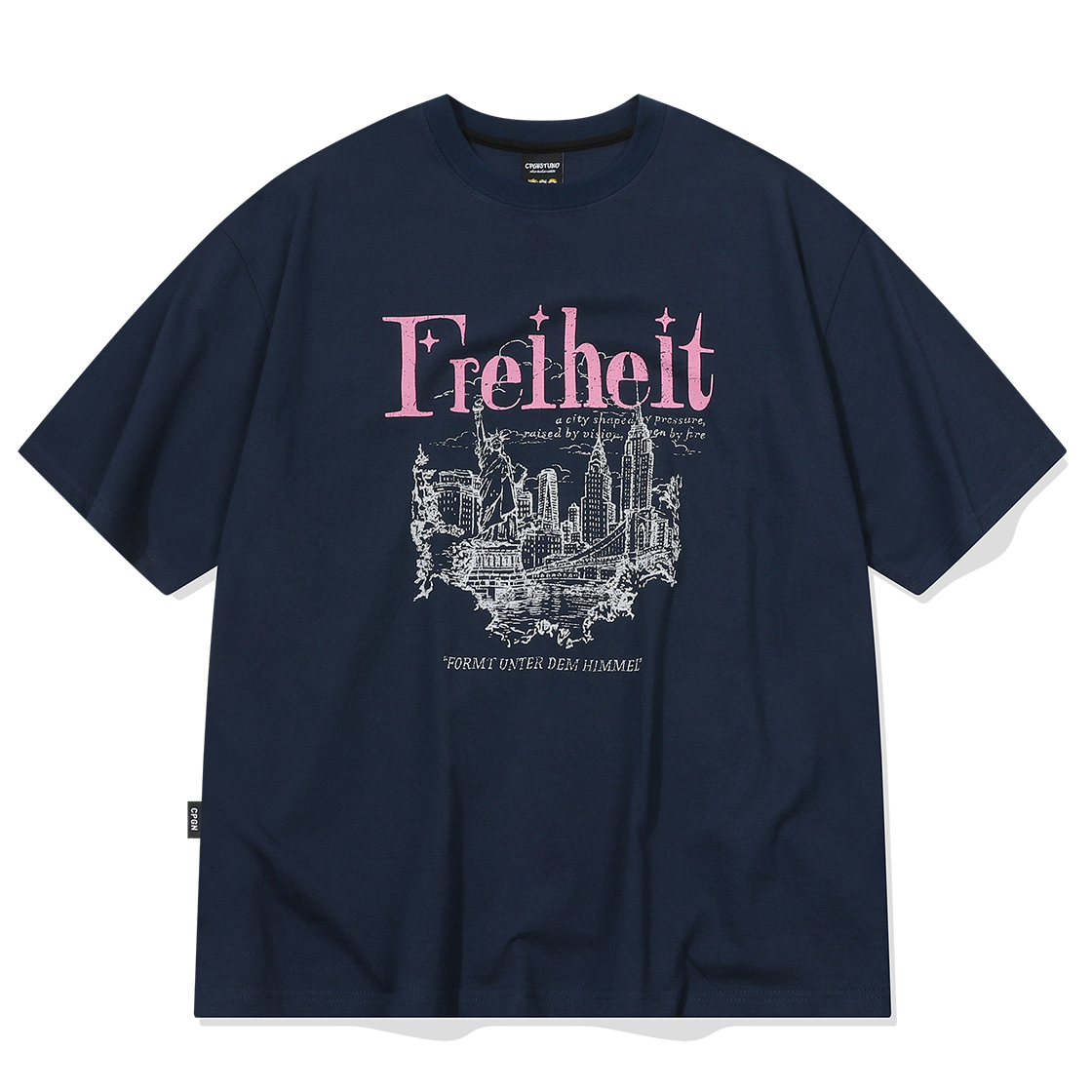 C26SC15 CPGN STUDIO Freiheit City T-Shirt Navy