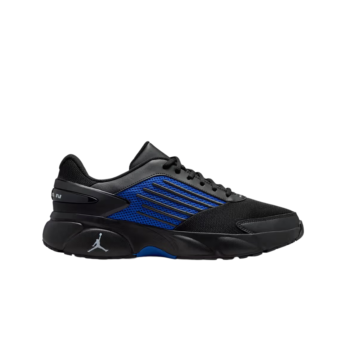 IO2091-004 Jordan Trunner Flow Black Game Royal