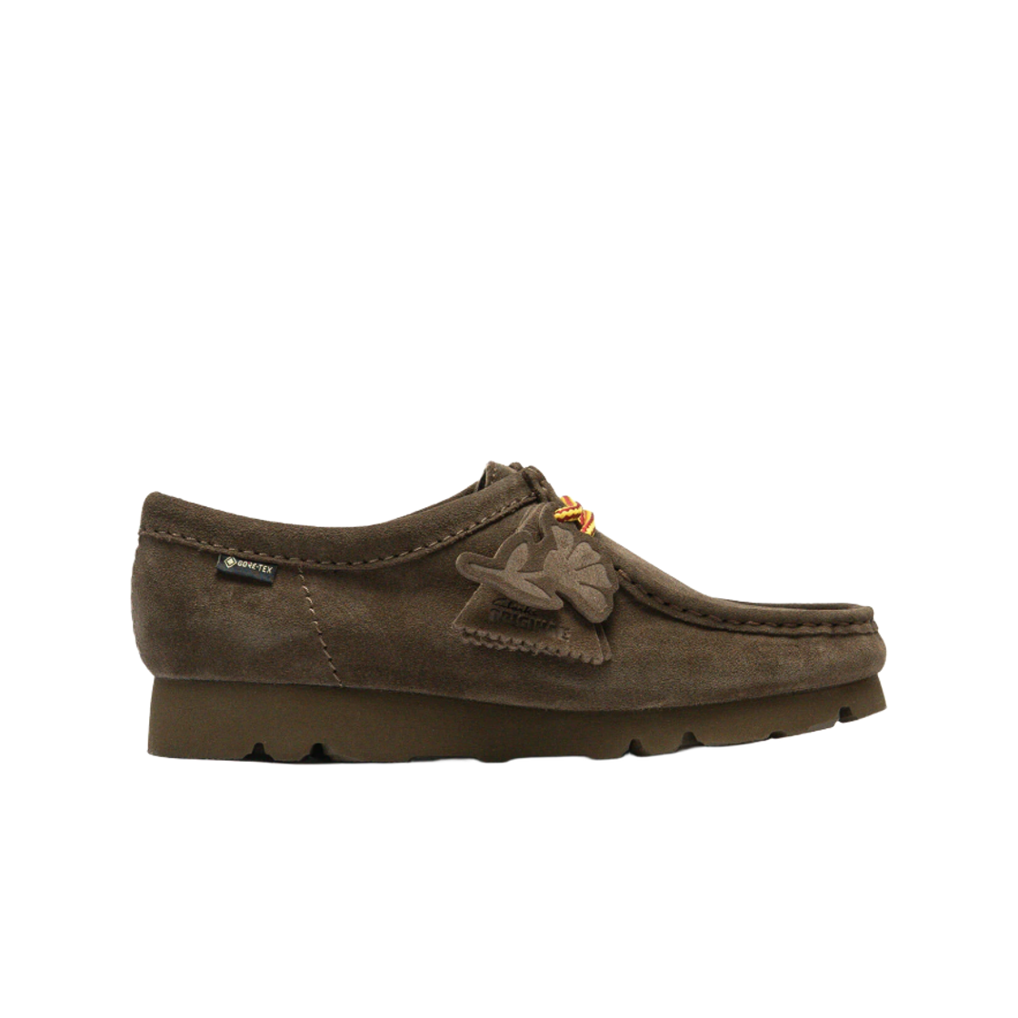 263-27653 (W) Clarks Wallabee GTX Dark Olive Suede