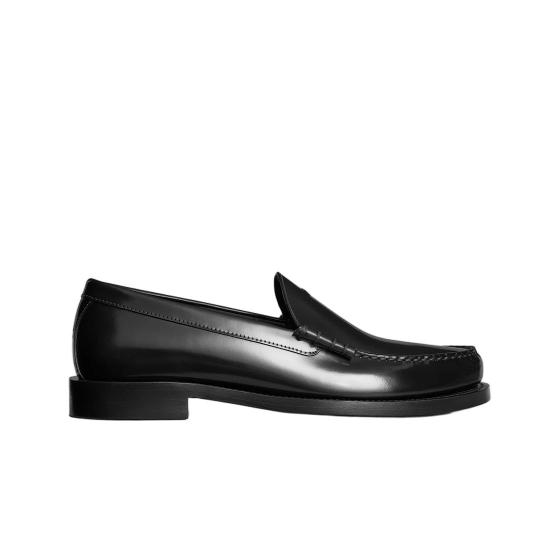 368823602C-38NO Celine New Classic Loafer in Polished Bullskin Black