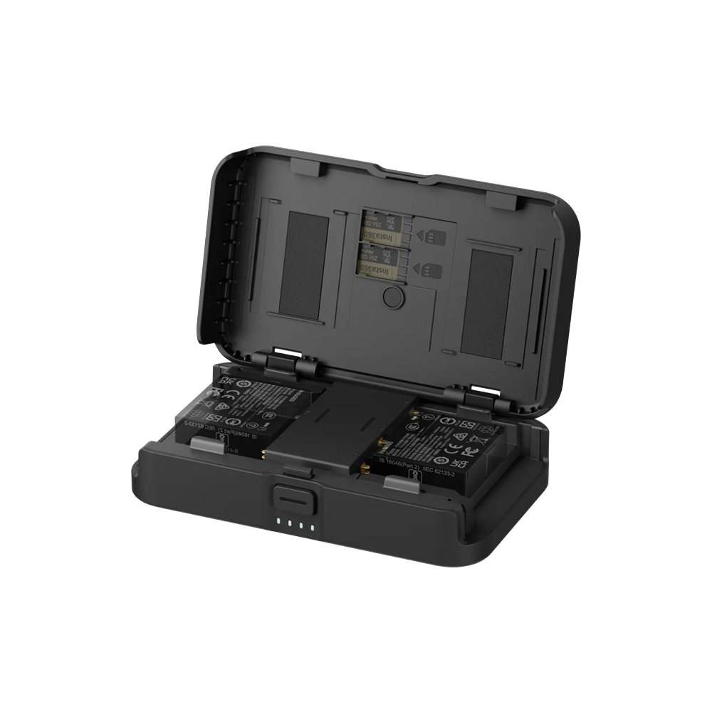 6977644767894 [360/ACC] Insta360 Portable Charging Case