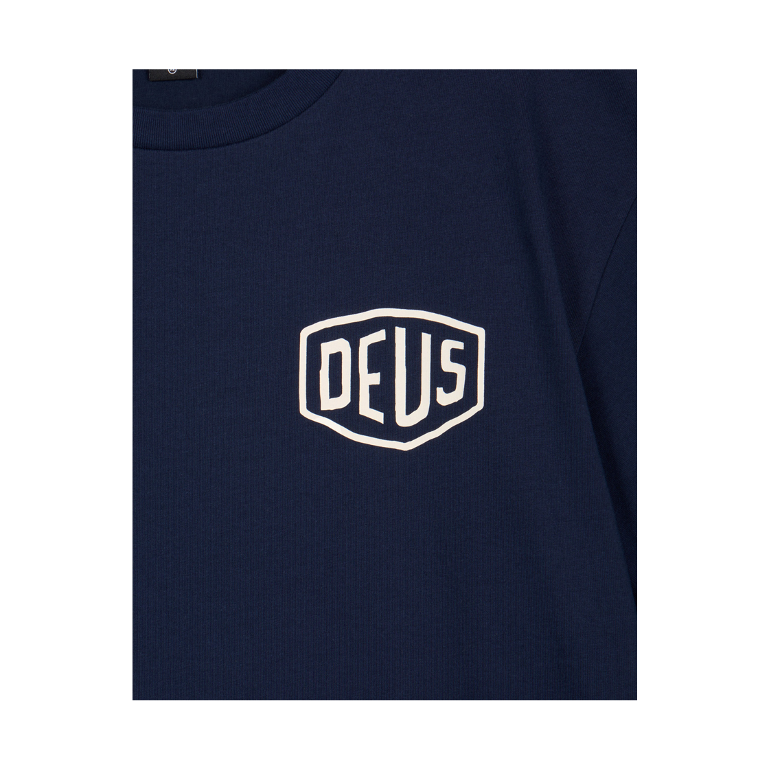 [6% 적립] 데우스 엑스 마키나 서울 컬리지 어드레스 티셔츠 네이비([6% 적립] Deus Ex Machina Seoul College Address Tee Navy) - 4