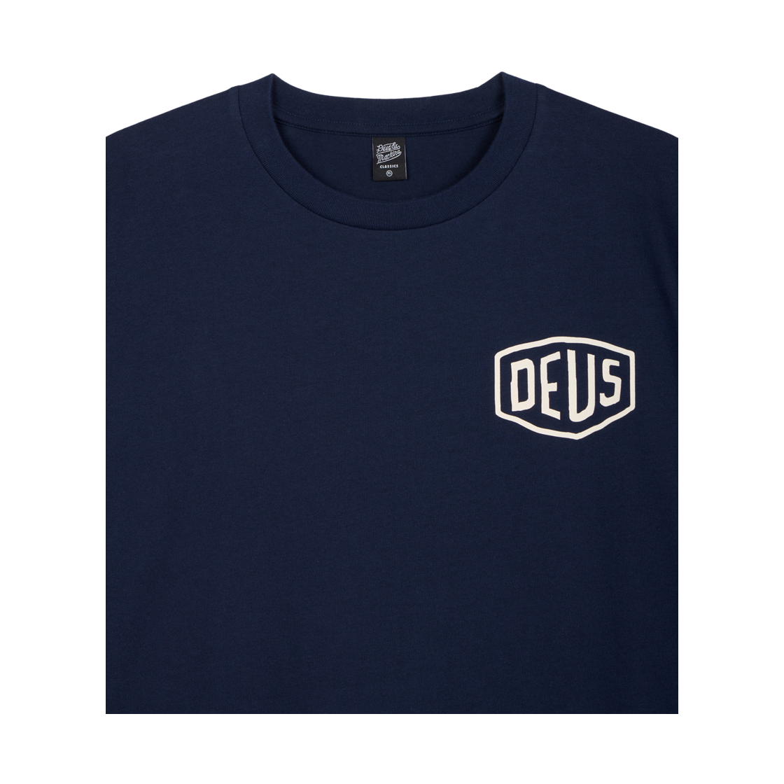 [6% 적립] 데우스 엑스 마키나 서울 컬리지 어드레스 티셔츠 네이비([6% 적립] Deus Ex Machina Seoul College Address Tee Navy) - 3