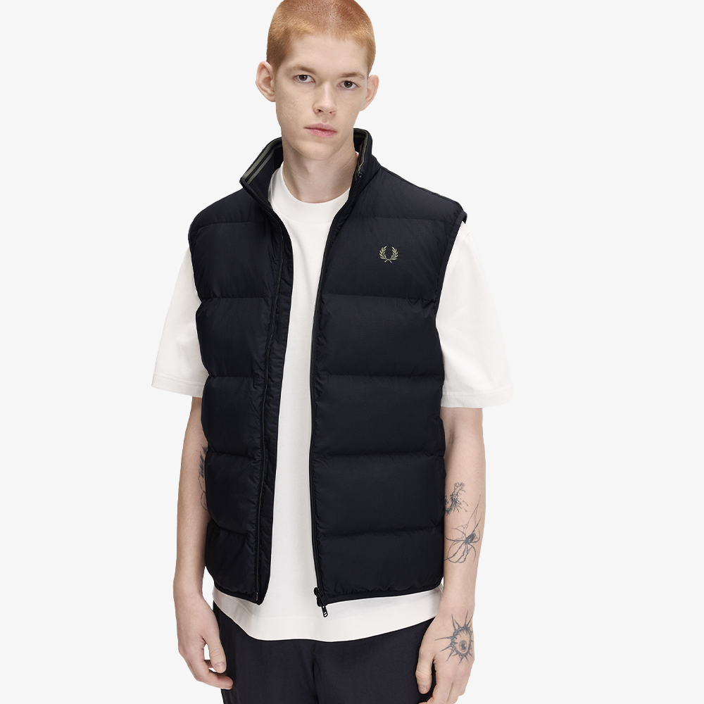 프레드페리 인슐레이트 베스트 블랙(Fred Perry Insulated Vest Black) - 5