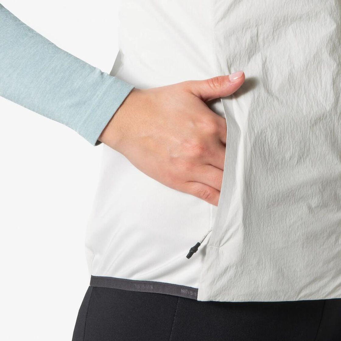 데카트론 여성 러닝 패딩 베스트 런 웜 500 미네랄 그레이(Decathlon Women's Running Padded Vest Run Warm 500 Mineral Grey) - 10