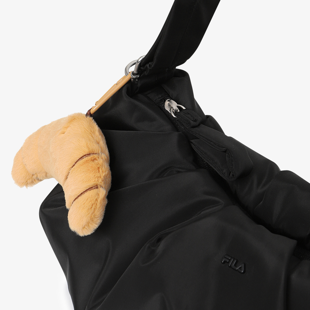 [5% 적립] 휠라 푸퍼 소금빵백 (빵 키링 set) 블랙([5% 적립] FILA Puffer Salt Bread Bag (Keyring Set) Black) - 5