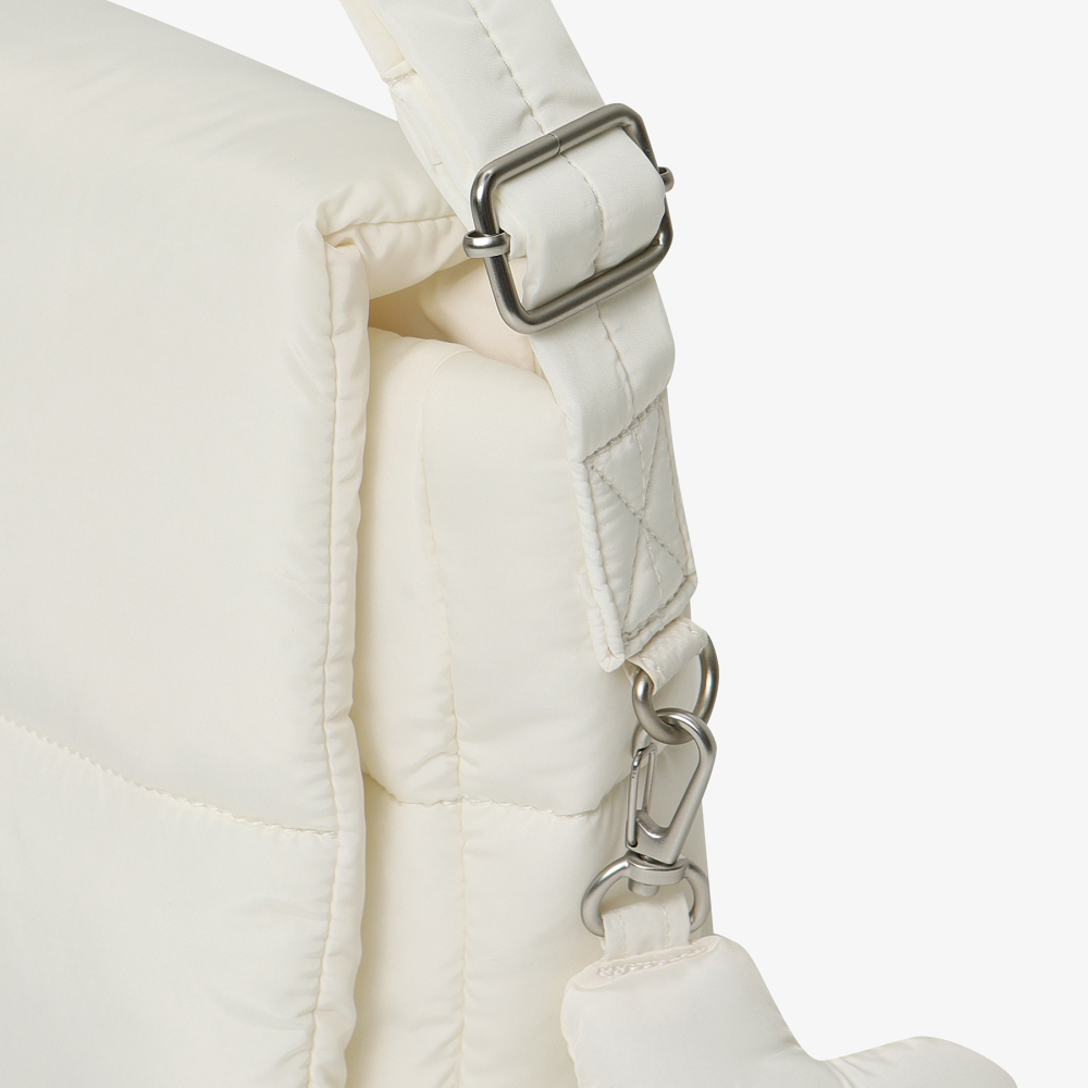 [5% 적립] 휠라 푸퍼 플랩 크로스백 아이보리([5% 적립] FILA Puffer Flap Cross Bag Ivory) - 5