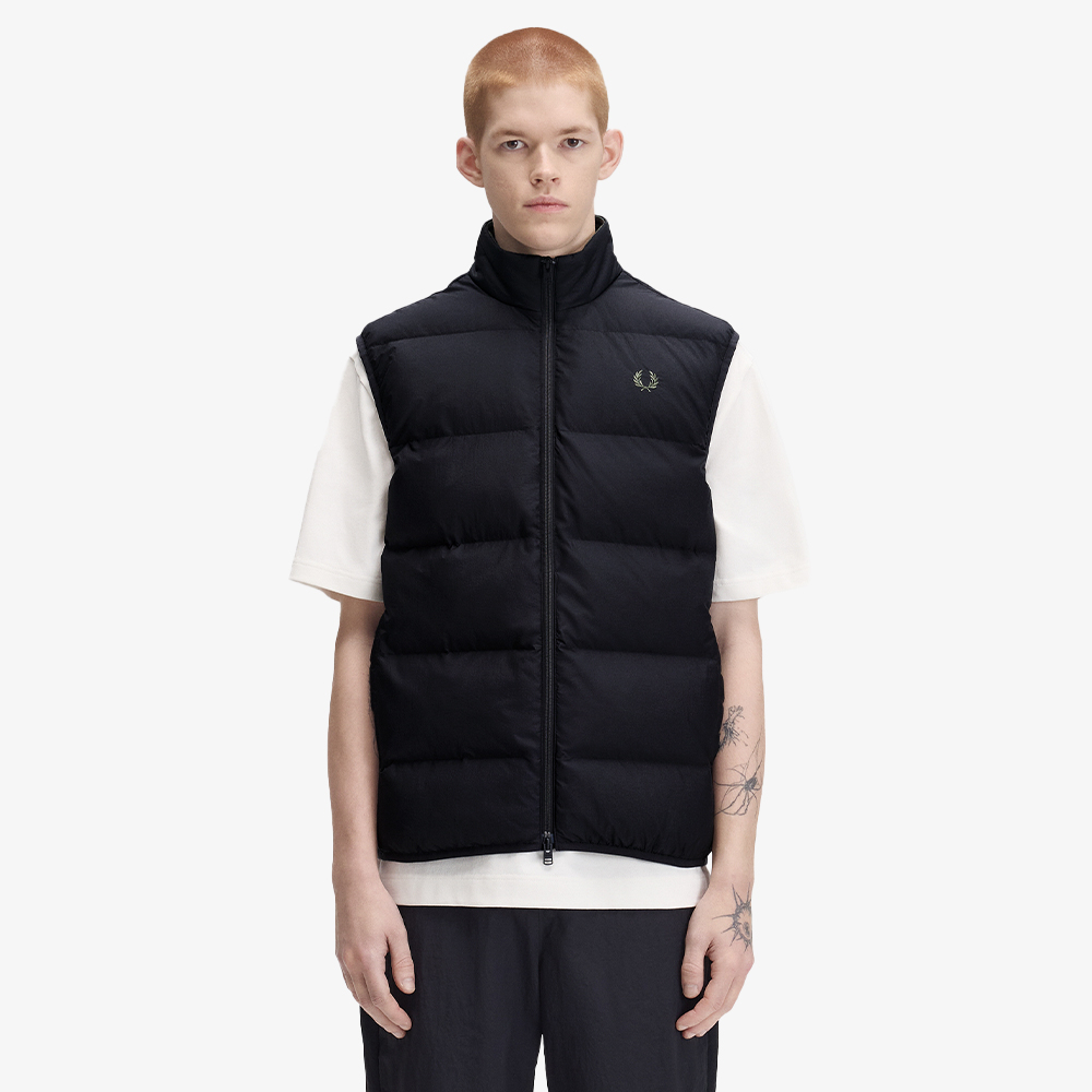 프레드페리 인슐레이트 베스트 블랙(Fred Perry Insulated Vest Black) - 3