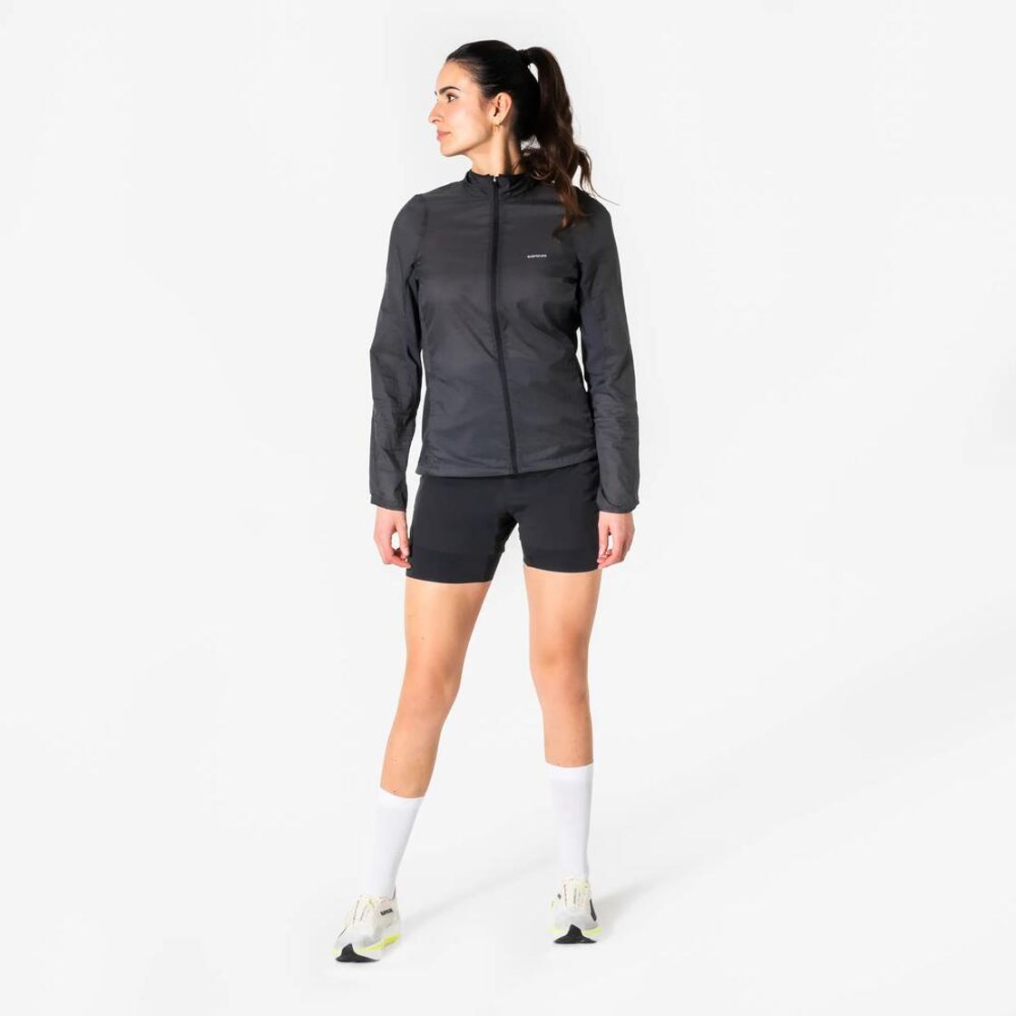 데카트론 여성 울트라라이트 러닝 윈드 자켓 런 500 카본 그레이(Decathlon Women's Ultralight Running Wind Jacket Run 500 Carbon Grey) - 3