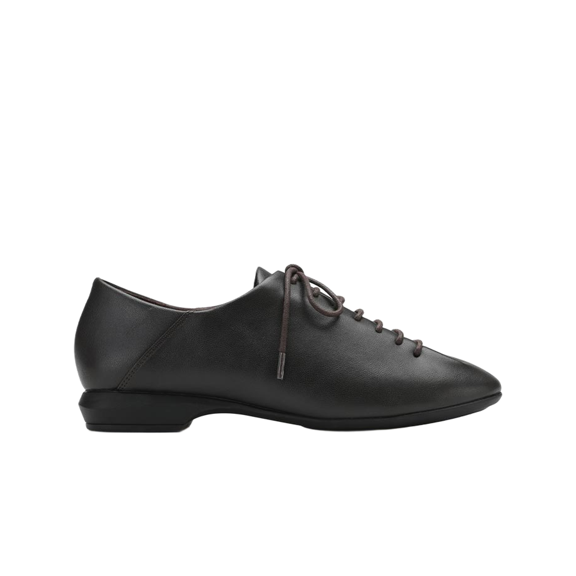 8TMLA16F3L Thom McAn LANA 01 Women Lace Up Flat Brown