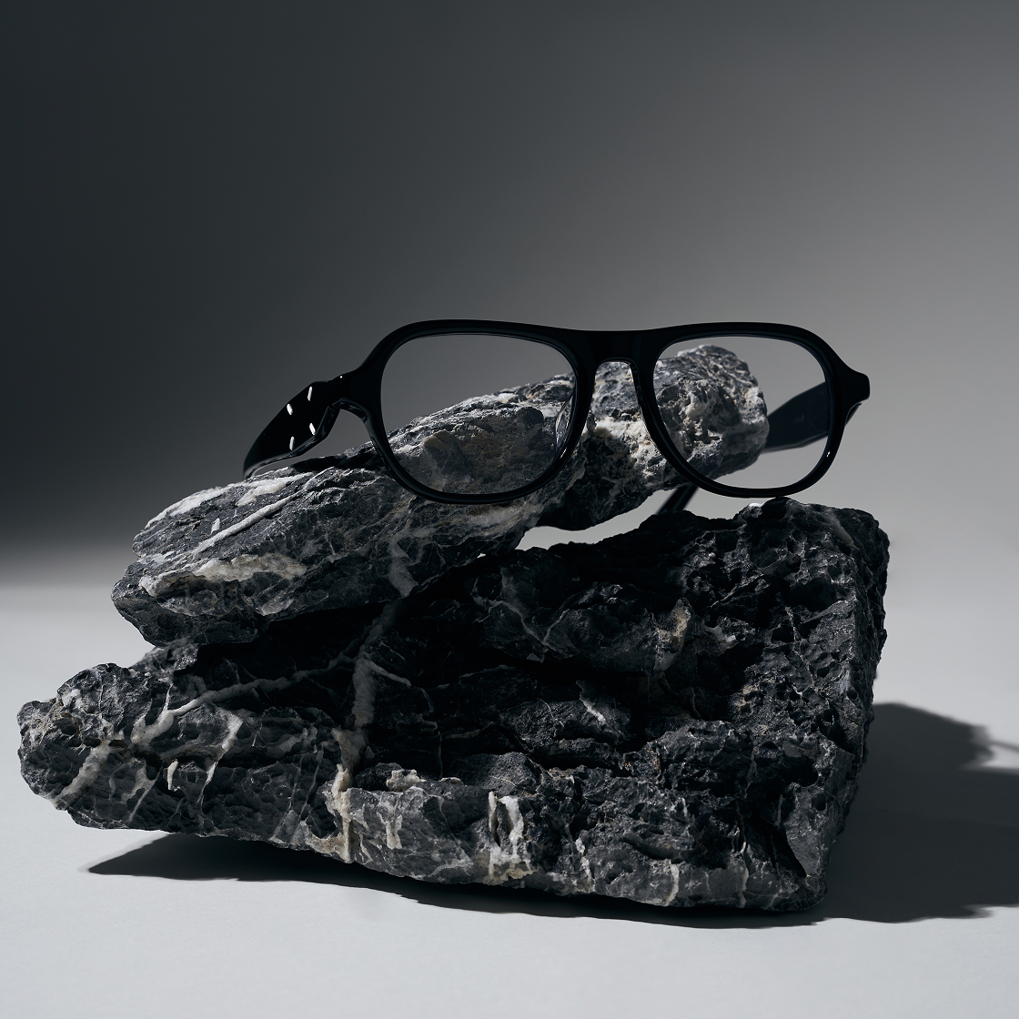 젠틀 몬스터 x 메종 마르지엘라 MM113 블랙 클리어(Gentle Monster x Maison Margiela MM113 Black Clear) - 7