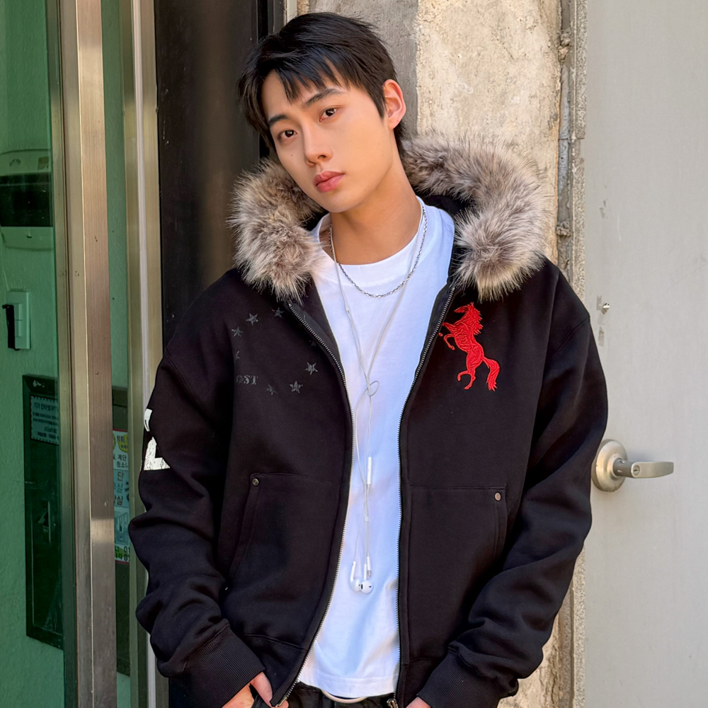 아모우 [기모]  포니 퍼 후드 집업 블랙(AMOU [Fleece] Pony Fur Hoodie Zip-up Black) - 3