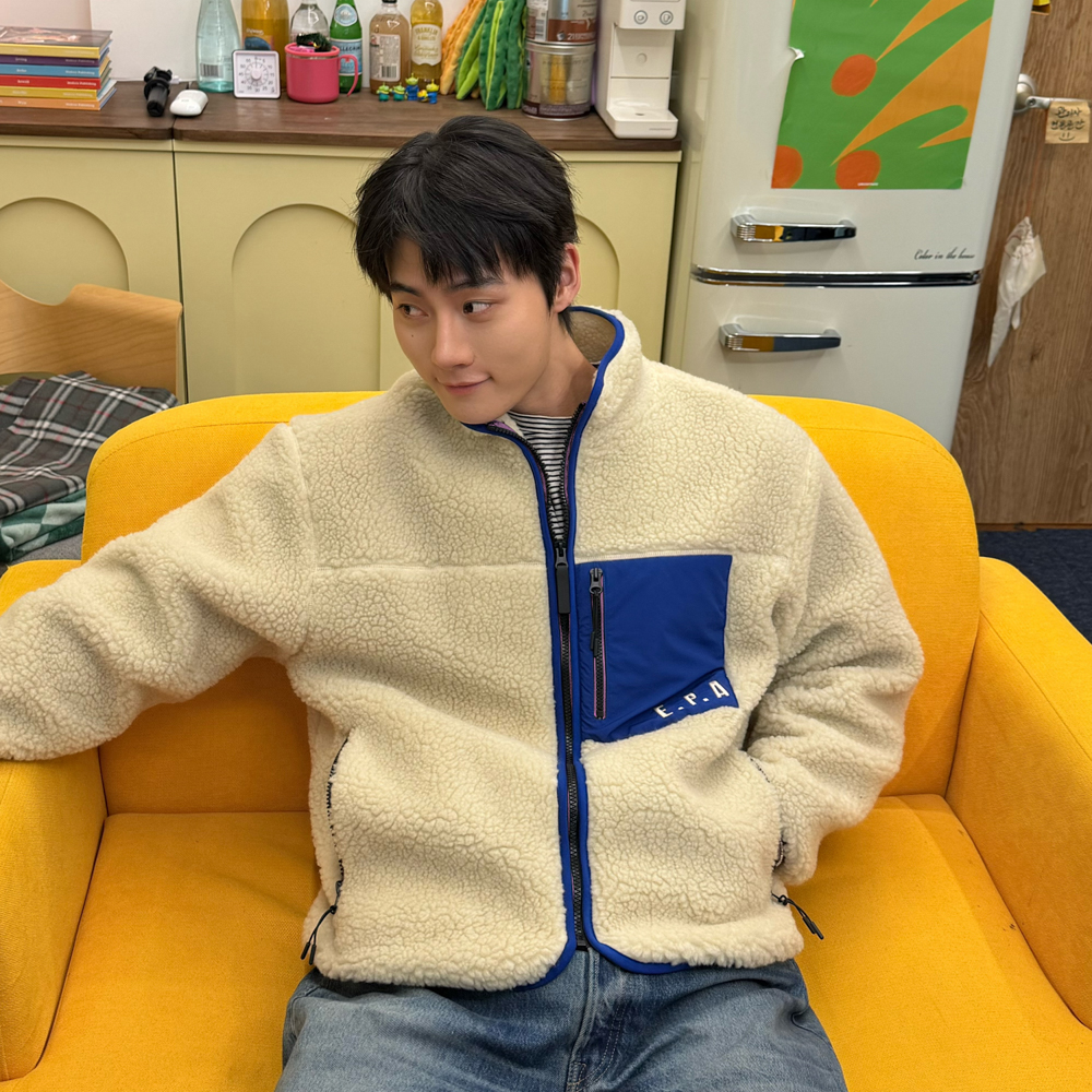 아모우 셰르파 플리스 집업 크림(AMOU Sherpa Fleece Zip-Up Cream) - 4
