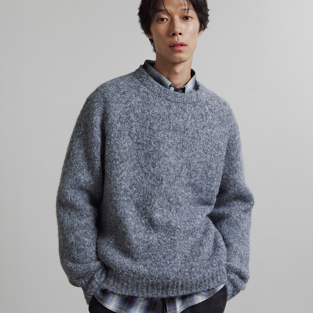 니티드 부클 래글런 크롭 라운드 니트 클라우드 블루(Knitted Boucle Reglan Crop Round Knit Cloud Blue) - 2