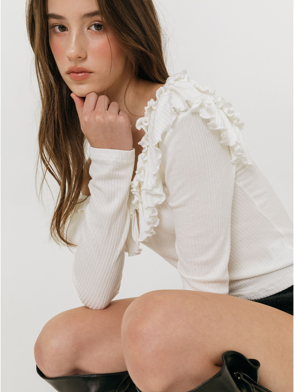 모이페어 더블 프릴 오프숄더 티셔츠 화이트(MOIFAIRE Double Frill Off Shoulder T-Shirt White) - 5