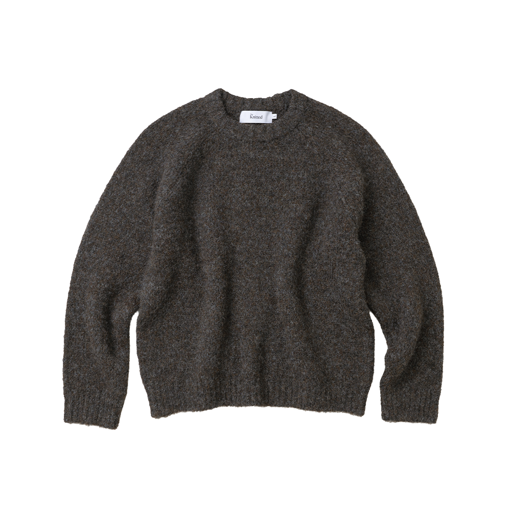 니티드 부클 래글런 크롭 라운드 니트 브라운(Knitted Boucle Reglan Crop Round Knit Brown)