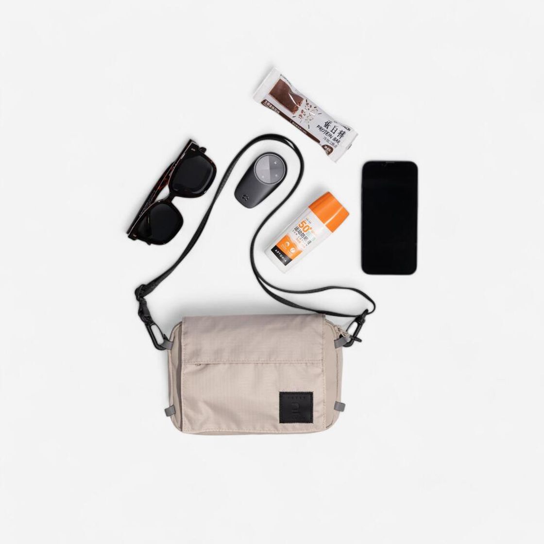 데카트론 스포츠 미니 크로스백 1.3L 액티브 모빌리티 루나 베이지(Decathlon Sports Mini Crossbody Bag 1.3L Active Mobility Lunar Beige) - 3