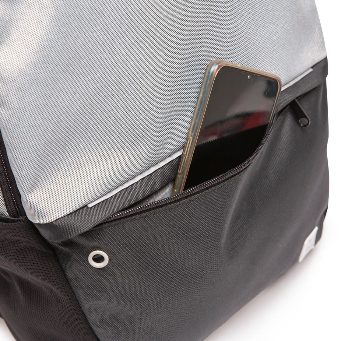 데카트론 스포츠 백팩 24L 에센셜 100 스모크 블랙(Decathlon Sports Backpack 24L Essential 100 Smoke Black) - 8
