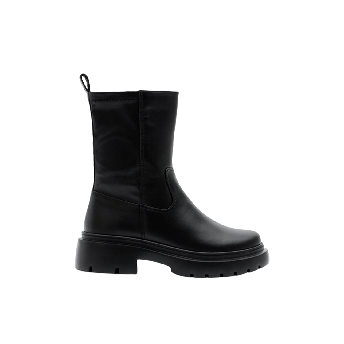 8TMCA84W1B Thom McAn CAMILA 08 Boots Black