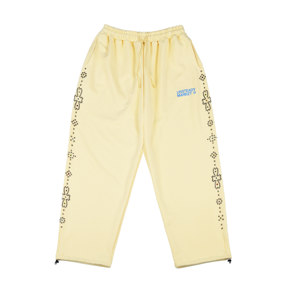PANTS07 Unsteady Market Rhinestone Sweat Pants_Lemon