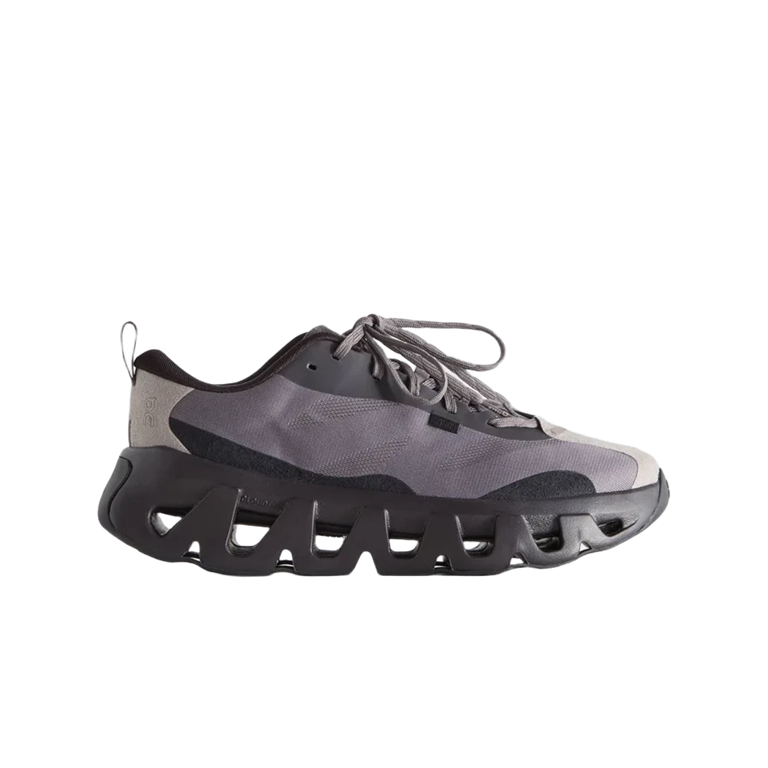 3WG10706093 (W) On Running x Kith K-Tech 1 Shark Ox