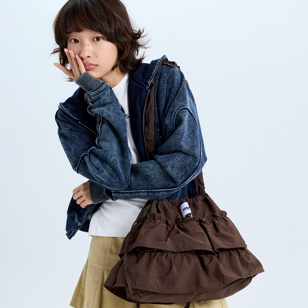 마크니 캉캉 프릴 숄더 크로스 백 브라운(MACNI Cancan Frill Shoulder Cross Bag Brown) - 2